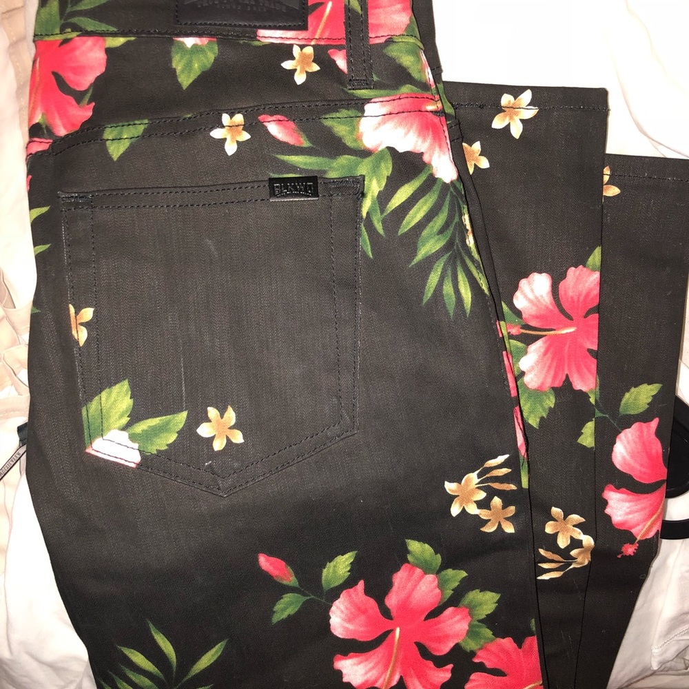 Floral skate pants. Brand new
